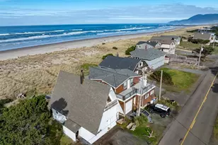 25780 Beach Dr, Rockaway Beach, OR 97136 - Photo 31