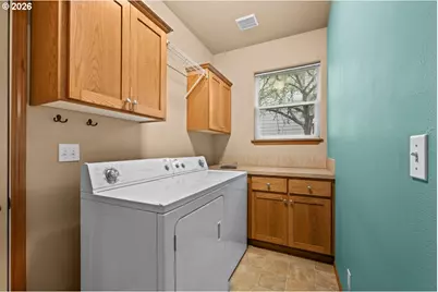 963 SW View Crest Dr, Dundee, OR 97115 - Photo 29