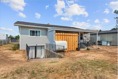 402 3rd St, Wallowa, OR 97885 - Photo 29