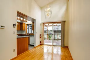 10852 SW 65th Ave, Portland, OR 97219 - Photo 7