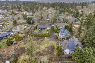 10216 NW Lee St, Portland, OR 97229 - Photo 13