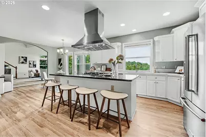 9028 NW Benson St, Portland, OR 97229 - Photo 9
