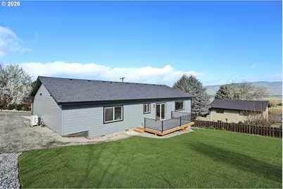 1680 Morton St, The Dalles, OR 97058 - Photo 3