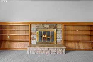 18411 SE Ivon Ct, Gresham, OR 97030 - Photo 9