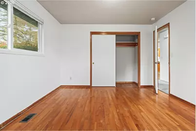 18411 SE Ivon Ct, Gresham, OR 97030 - Photo 23