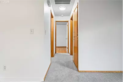 18411 SE Ivon Ct, Gresham, OR 97030 - Photo 21