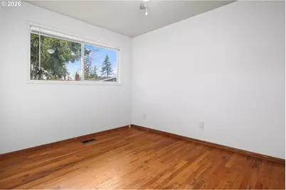 18411 SE Ivon Ct, Gresham, OR 97030 - Photo 27