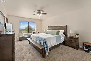 1093 NE Hillcrest Dr, Grants Pass, OR 97526 - Photo 11