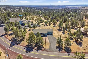 9550 SW Shad Rd, Terrebonne, OR 97760 - Photo 3