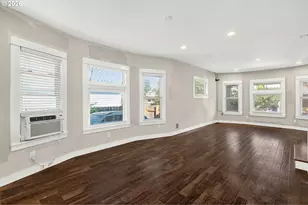 8028 SE Taylor St, Portland, OR 97215 - Photo 11