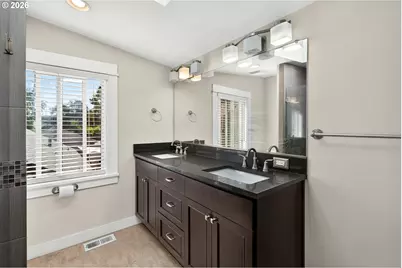 8028 SE Taylor St, Portland, OR 97215 - Photo 29