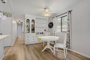 11524 SW Royal Villa Dr, Tigard, OR 97224 - Photo 9