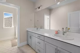 13602 SW 165th Ave, Tigard, OR 97223 - Photo 33