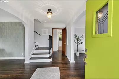 8035 SW 8th Ave, Portland, OR 97219 - Photo 5