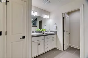 29276 SW Costa Cir E, Wilsonville, OR 97070 - Photo 15