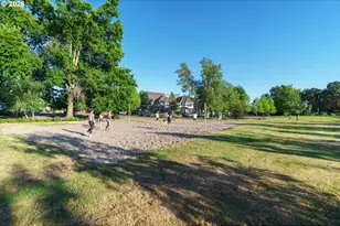 29276 SW Costa Cir E, Wilsonville, OR 97070 - Photo 19