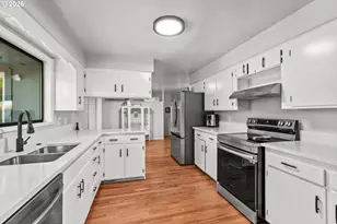 805 Kelly Ln, Eugene, OR 97404 - Photo 17