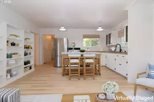 125 W 11th St, Florence, OR 97439 - Photo 7