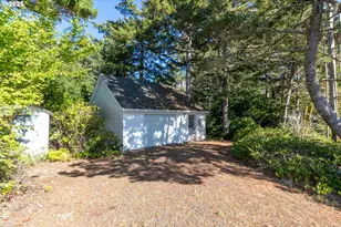 125 W 11th St, Florence, OR 97439 - Photo 41