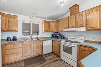 1216 W C Ave, La Center, WA 98629 - Photo 11