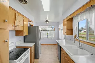 4724 Fir Dell Dr, Salem, OR 97302 - Photo 11