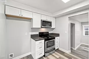 1009 SE 113th Ave, Portland, OR 97216 - Photo 15