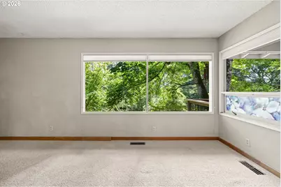 7530 SW Cherry Dr, Portland, OR 97223 - Photo 9
