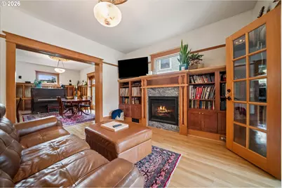 2023 NE 7th Ave, Portland, OR 97212 - Photo 3