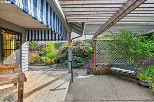 4712 NW Jeanice Pl, Corvallis, OR 97330 - Photo 43