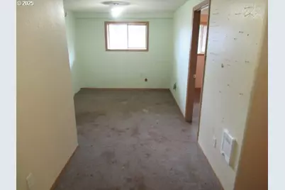 341 SW Madison St, Sheridan, OR 97378 - Photo 25