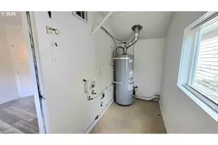 7807 SE Ogden St, Portland, OR 97206 - Photo 15
