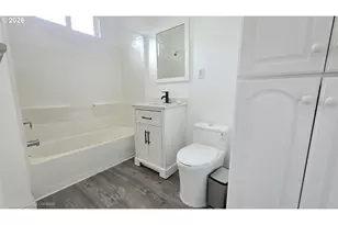 7807 SE Ogden St, Portland, OR 97206 - Photo 9