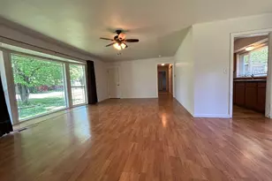 16800 SE Ivon St, Portland, OR 97236 - Photo 5