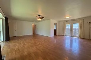 16800 SE Ivon St, Portland, OR 97236 - Photo 7