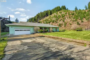 3656 Harlan-Burnt Woods Rd, Blodgett, OR 97326 - Photo 15