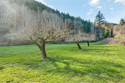 3656 Harlan Burntwoods Rd, Blodgett, OR 97326 - Photo 43