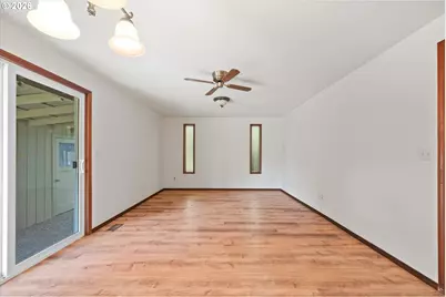 570 Sater Ct, Hermiston, OR 97838 - Photo 9
