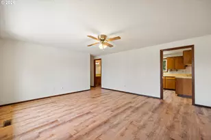 570 Sater Ct, Hermiston, OR 97838 - Photo 3