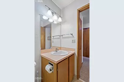 507 NW Alpine St #204, Newport, OR 97365 - Photo 15