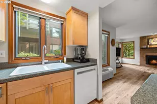14955 NE Sacramento St, Portland, OR 97230 - Photo 11
