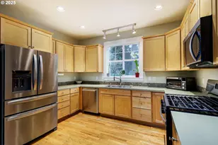 7535 SE Harrison St, Portland, OR 97215 - Photo 11