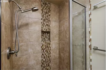 7535 SE Harrison St, Portland, OR 97215 - Photo 21