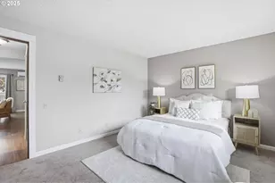 10955 SW Meadowbrook Dr, Portland, OR 97224 - Photo 17