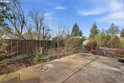 381 Marion Ln, Eugene, OR 97404 - Photo 29