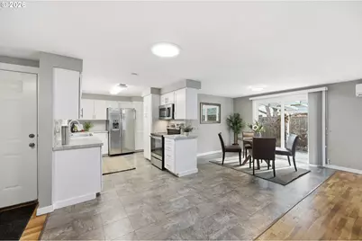 381 Marion Ln, Eugene, OR 97404 - Photo 11