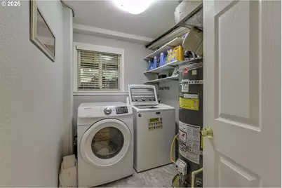 4800 NW Kahneeta Ct, Portland, OR 97229 - Photo 17