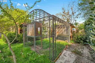 12030 NE Russell St, Portland, OR 97220 - Photo 23