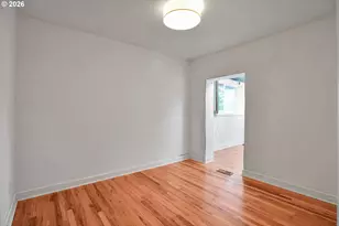 12030 NE Russell St, Portland, OR 97220 - Photo 9