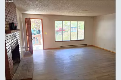 512 S Howard St, Newberg, OR 97132 - Photo 7