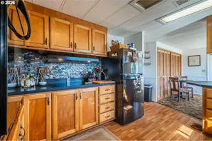 775 10th St SE, Bandon, OR 97411 - Photo 17
